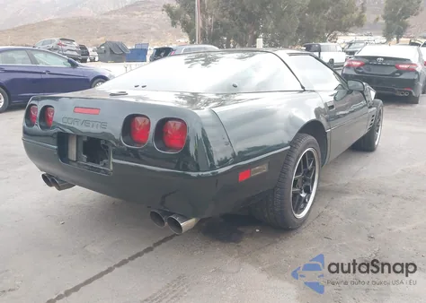 1992 Chevrolet Corvette из США, поврежденный, VIN 1G1YY23P4N5104512